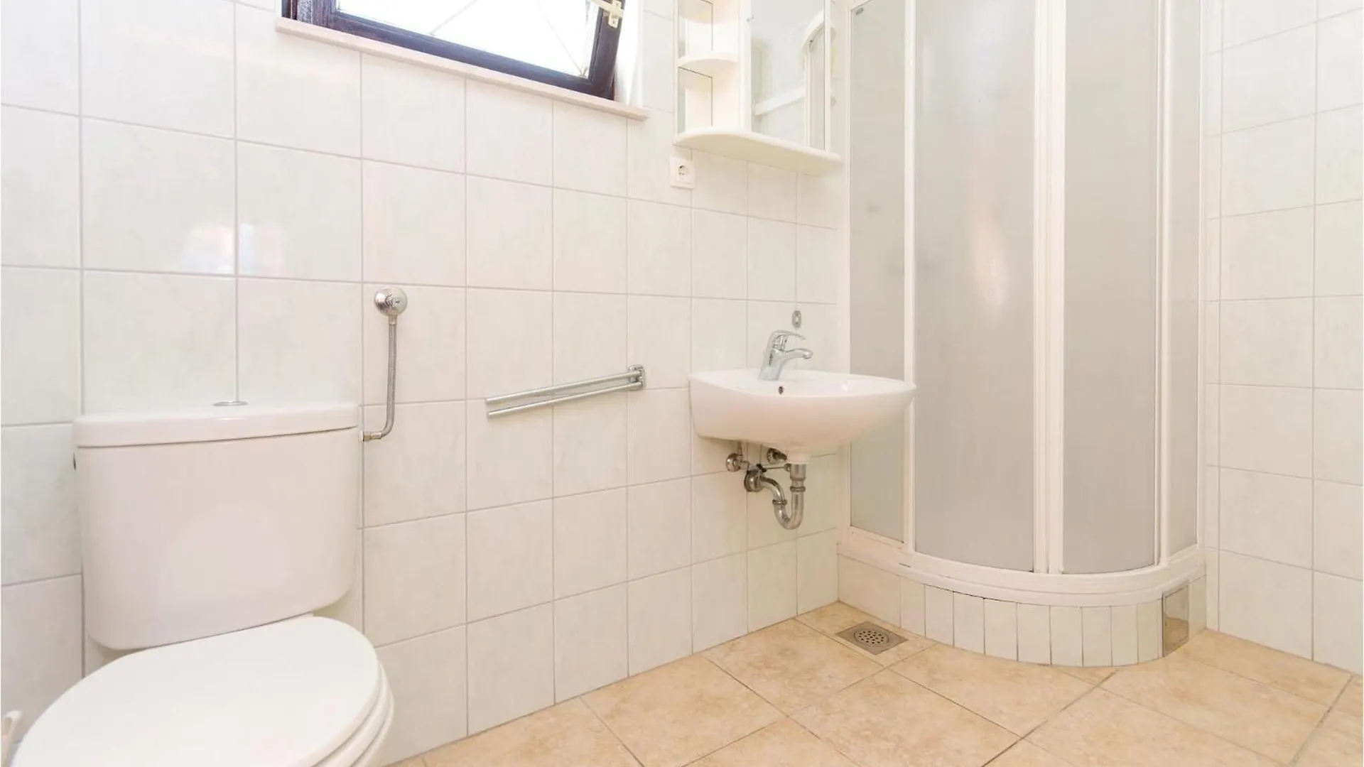 Amazing Apartment In Okrug Gornji Trogir