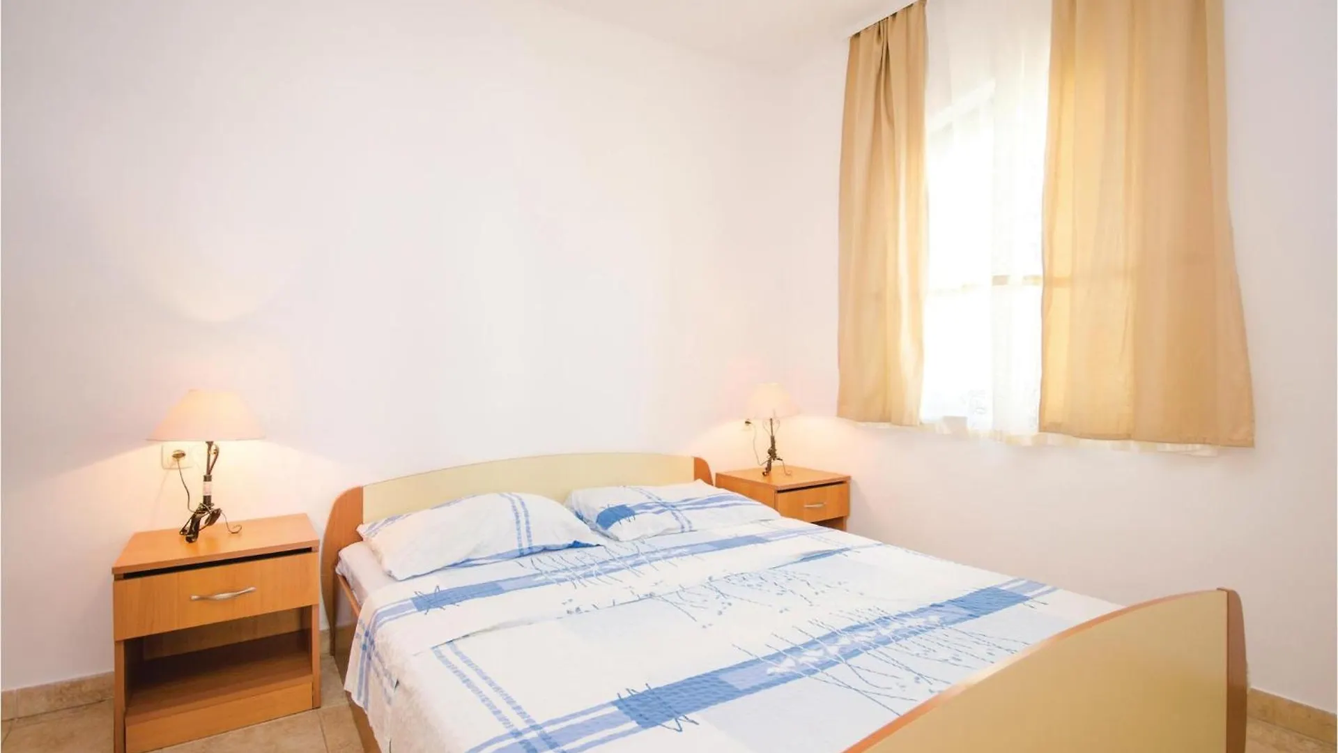 Amazing Apartment In Okrug Gornji Trogir